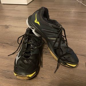 Mizuno Volleyball Shoes